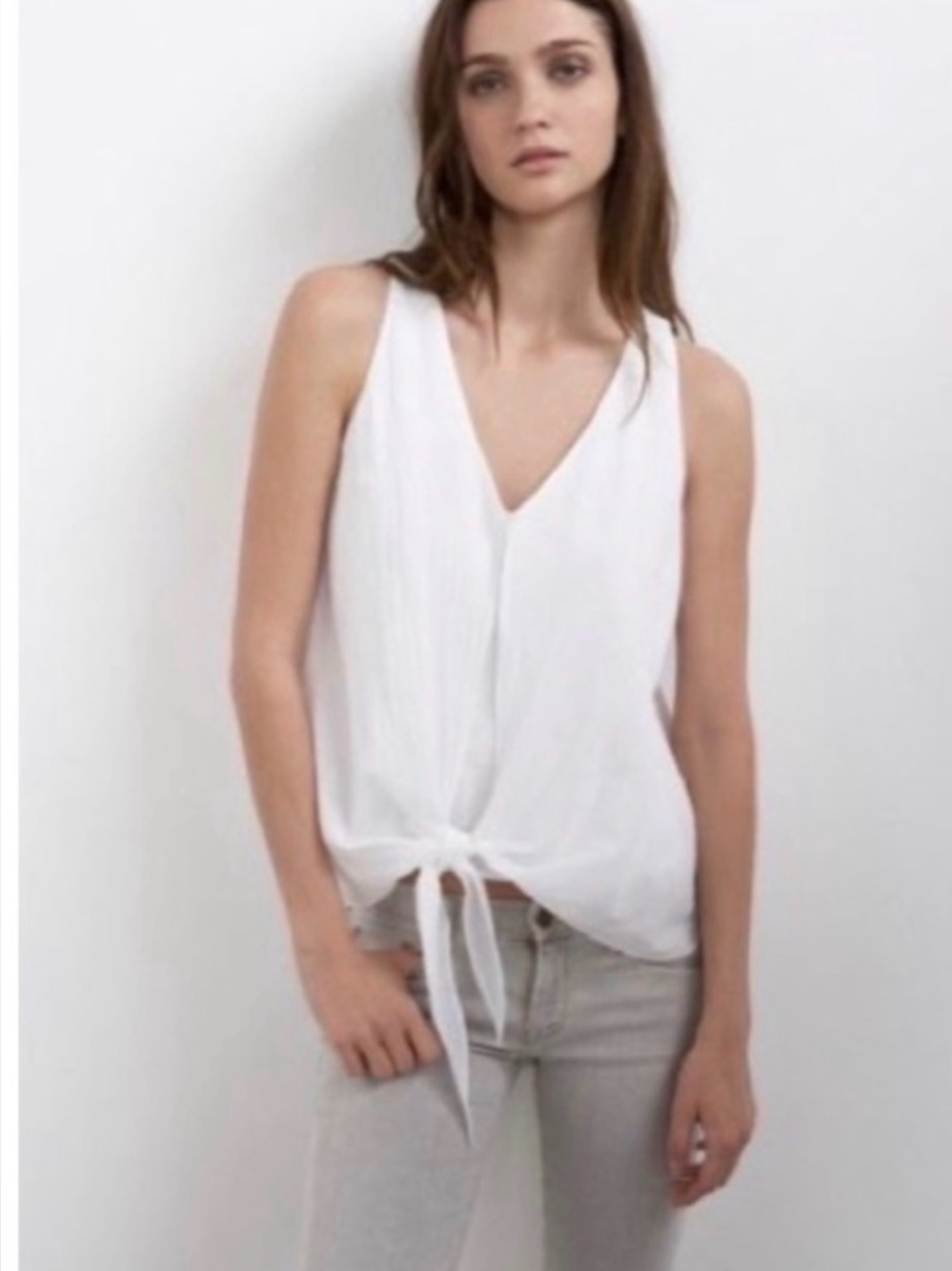 Velvet by Graham & Spencer White Tie-Front Sleeveless V-Neck Top